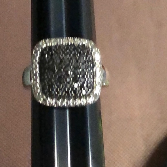 Vintage DBJ Black & White Diamond Square Ring in Sterling Silver. NWT - Picture 11 of 11